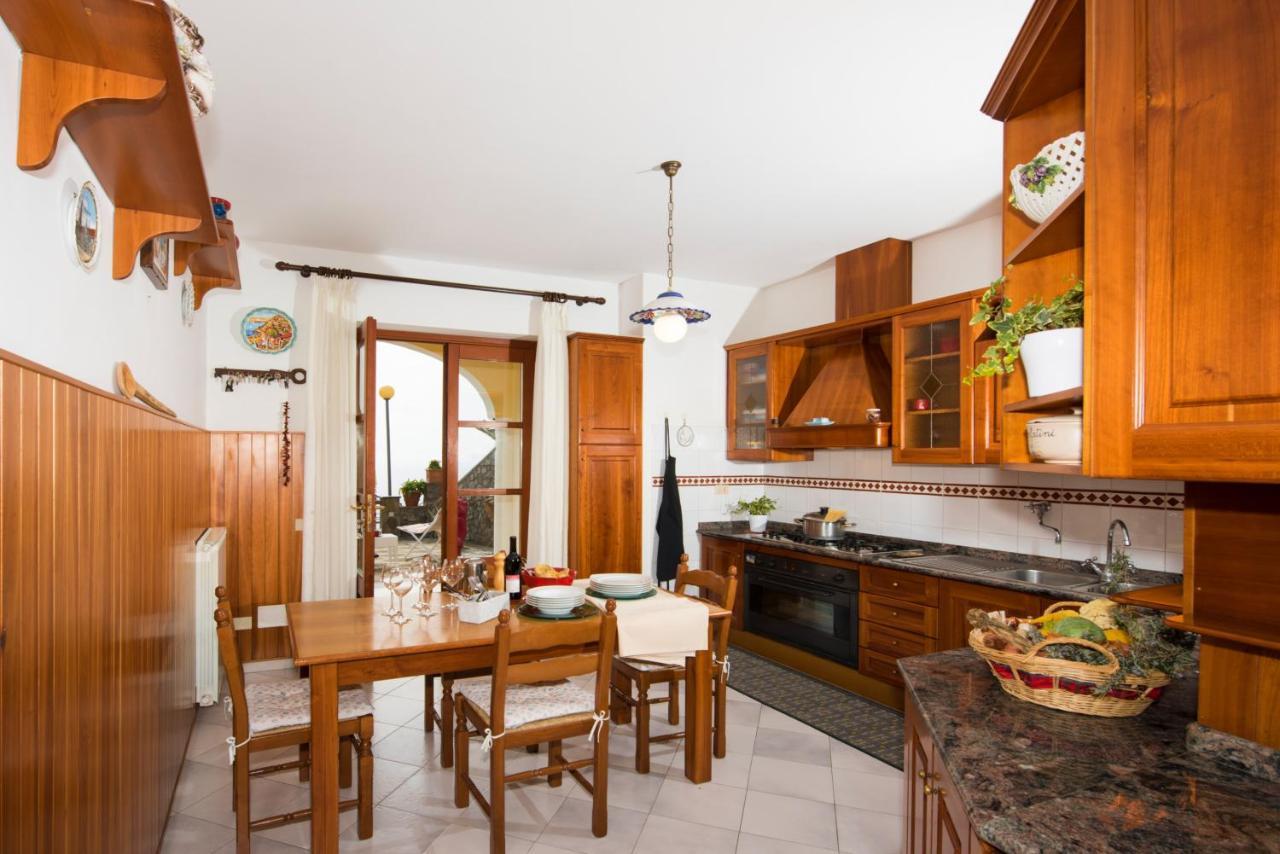 Villa Savina - Elegant Family Villa Overlooks Amalfi Coast - بوسيتانو المظهر الخارجي الصورة